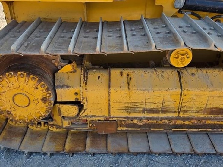2020-caterpillar-d5k2-lgp-image-31