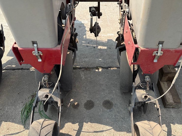 case-ih-1200-image-10