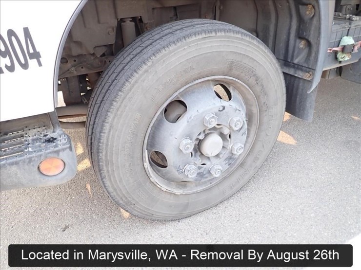 2019-hino-155-image-24