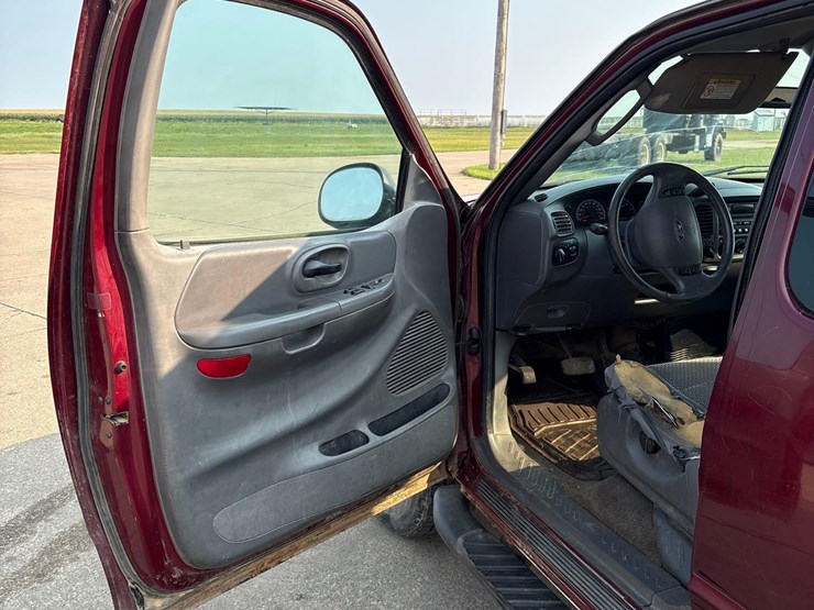 2003-ford-f150-image-30