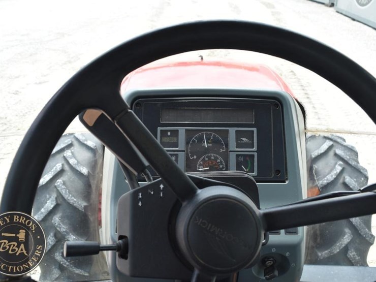 2006-mccormick-cx105-image-50