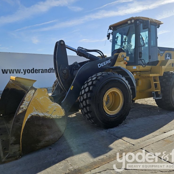 2023 DEERE 644P