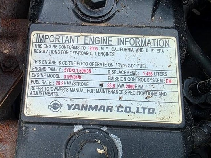 2005-john-deere-3225c-image-28