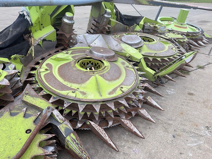 2019-claas-orbis-750-image-11