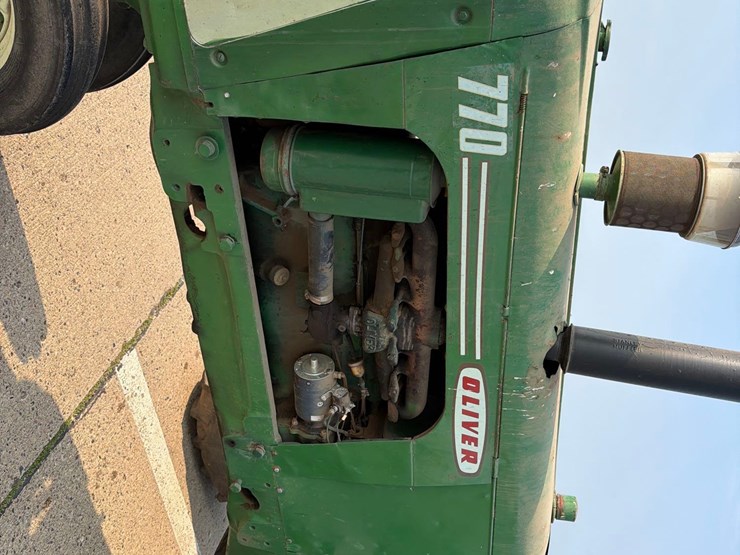 oliver-770-image-7