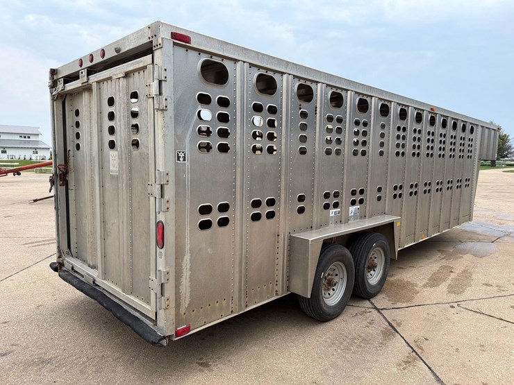 1991-wilson-livestock-trailer-image-4
