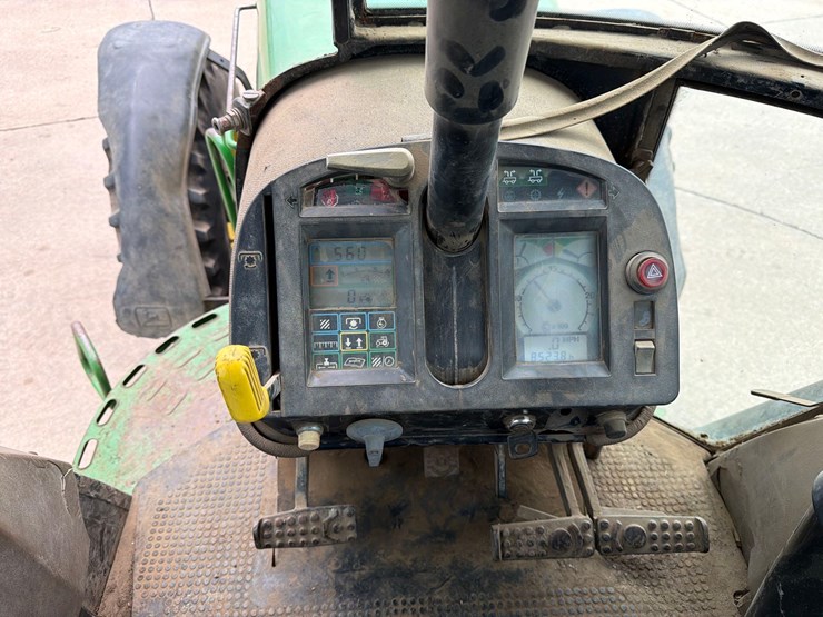 john-deere-4760-image-37