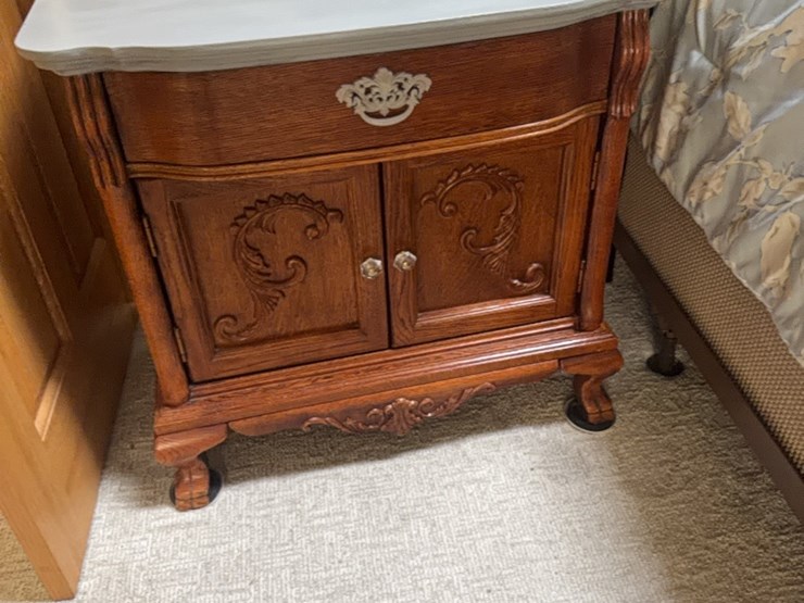 two-matching-oak-night-stands-image-3