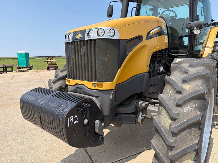 2011-challenger-mt675c-image-11