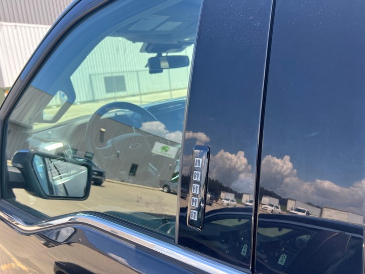 ford-f150-lariat-image-37