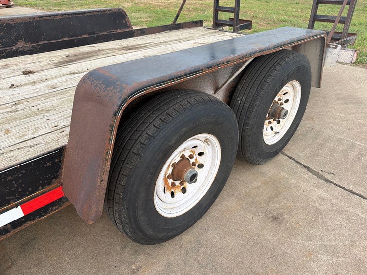 dct-81”-x-18ft-bumper-hitch-flatbed-image-14