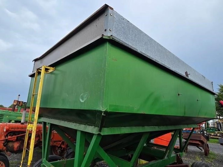 westerndorf-gravity-wagon-image-20