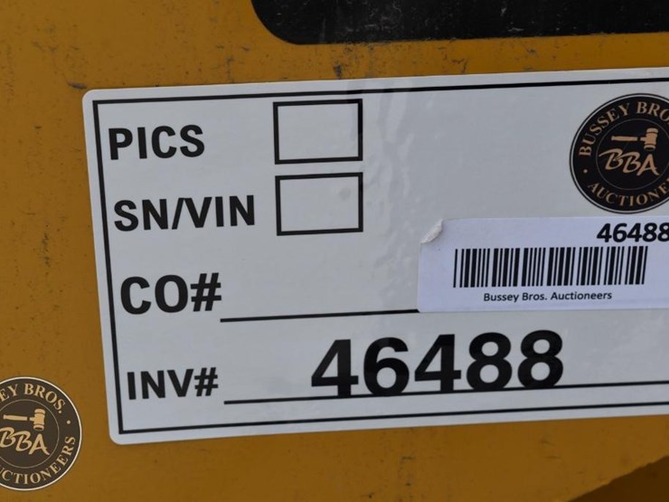 caterpillar-246-image-43