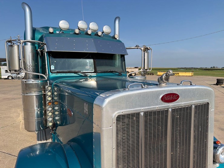 2007-peterbilt-379-image-20