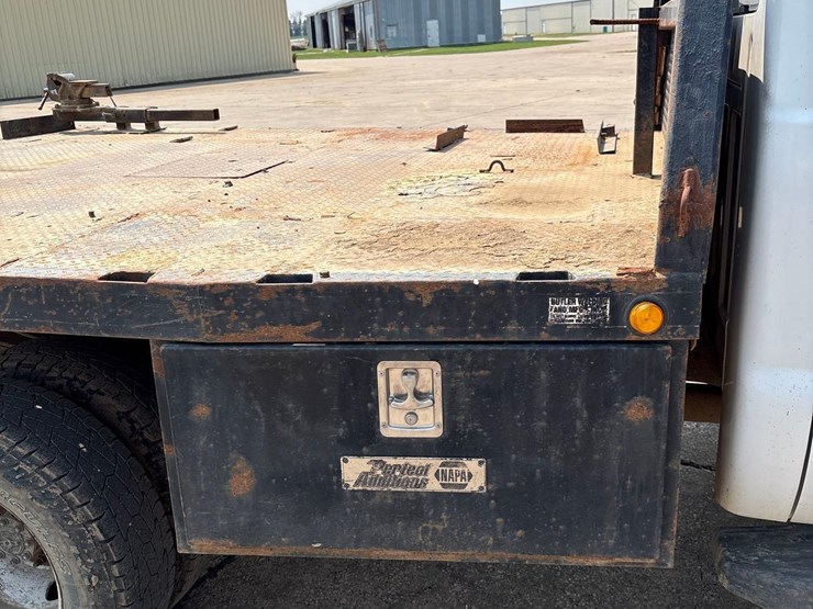 2015-ford-f350-image-25
