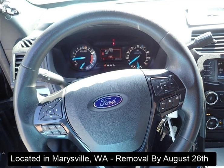 2018-ford-explorer-image-15