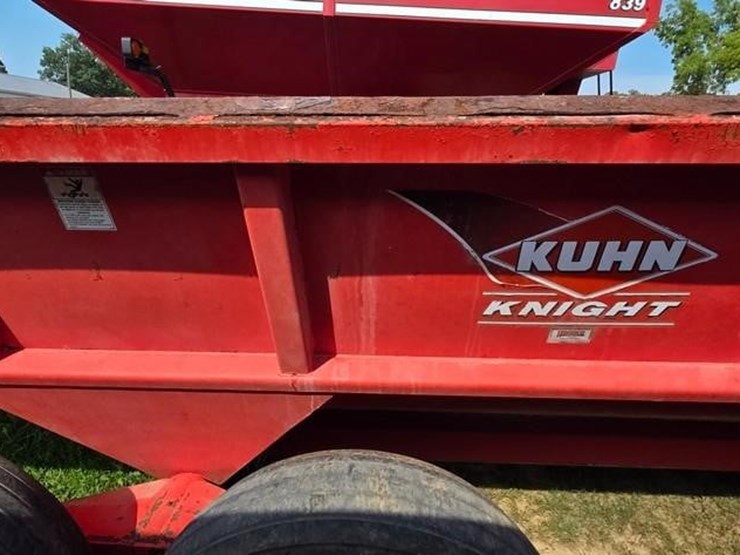 kuhn-knight-8118-image-12