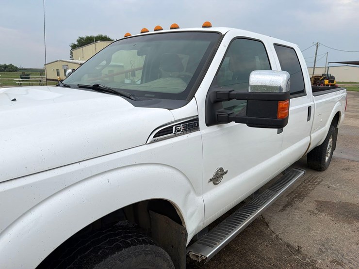 2010-ford-f350-image-16