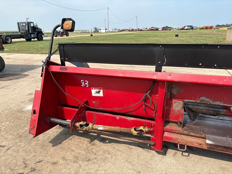 case-ih-1063-image-15