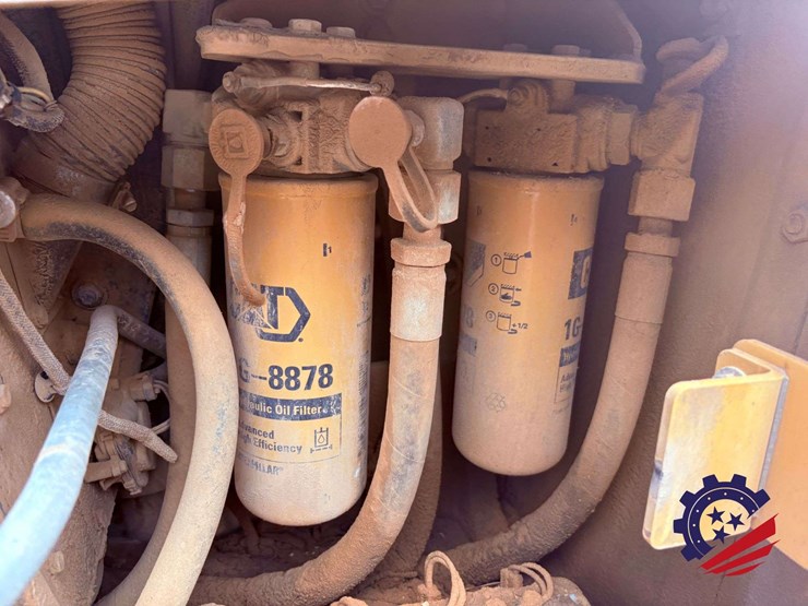 2009-caterpillar-d5k-xl-image-57