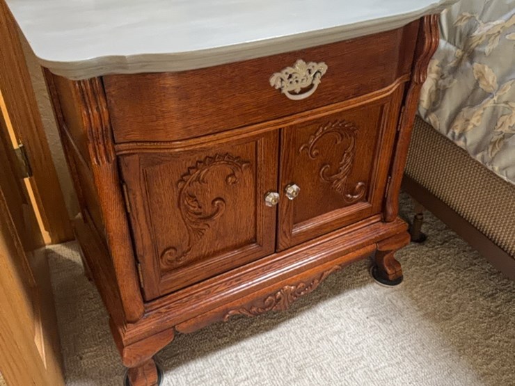 two-matching-oak-night-stands-image-1