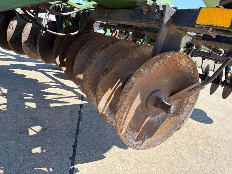 john-deere-630-image-9