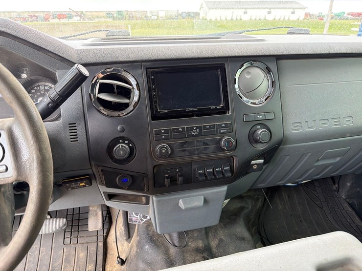 2015-ford-f250-image-35