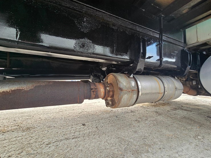 2010-kenworth-t370-image-65
