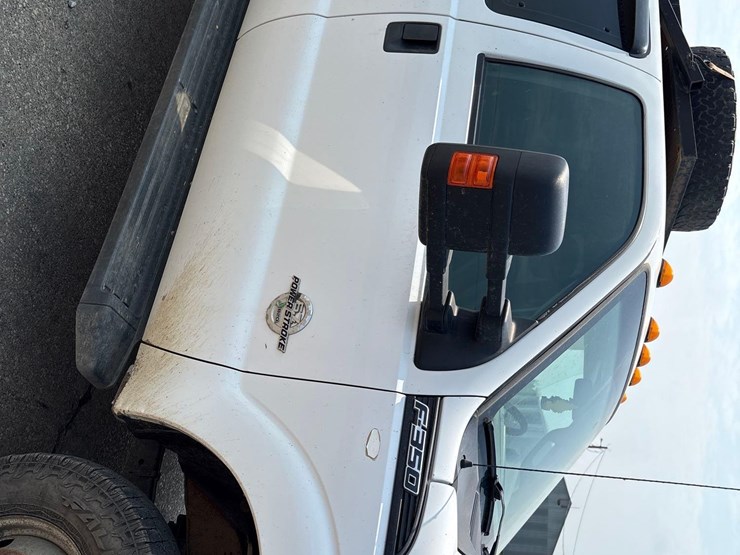 2015-ford-f350-image-22