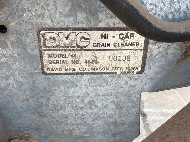 dmc-hi-cap-44-image-12