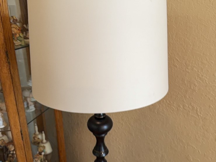 modern-day-floor-lamp,-new-condition-image-5