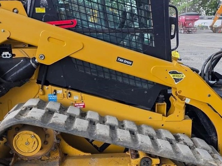 2022-caterpillar-299d3-xe-image-13
