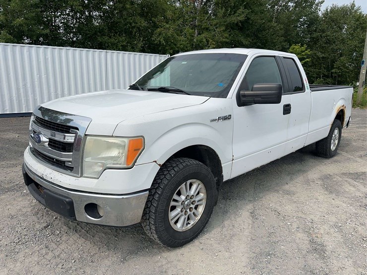 2014-ford-f150-xlt-image-1