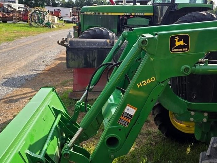 john-deere-5055e-image-9