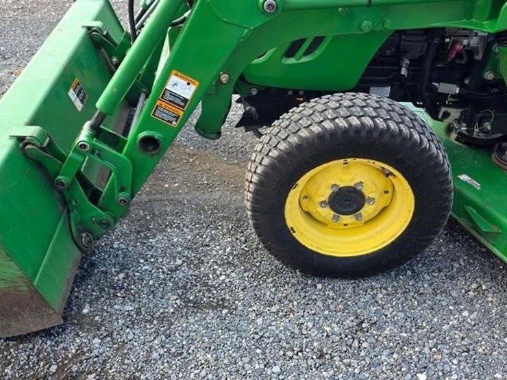 2013-john-deere-3520-image-26