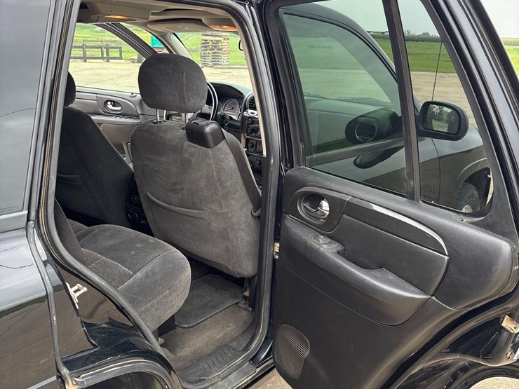 2006-gmc-envoy-image-37