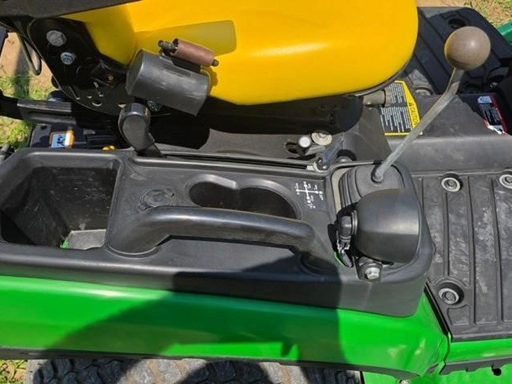 john-deere-1025r-image-30