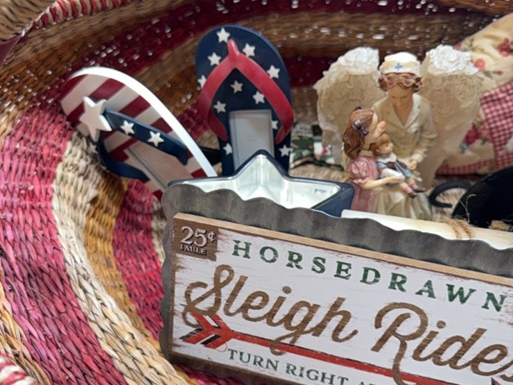 holiday-collectibles-in-basket-image-3