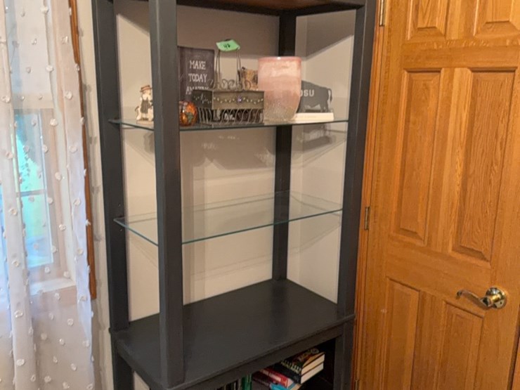 6-foot-shelf,-excellent-quality,-grey,-has-glass-shelves-and-top-light---note:--lot-48-is-an-exact-match-to-this-one.-it-was-decided-to-sell-them-separate.-image-3
