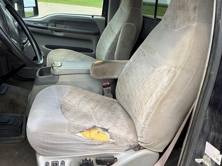 2000-ford-f250-image-25