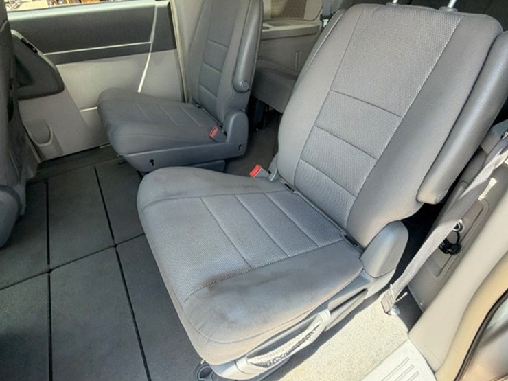 2009-dodge-grand-caravan-sxt-image-26