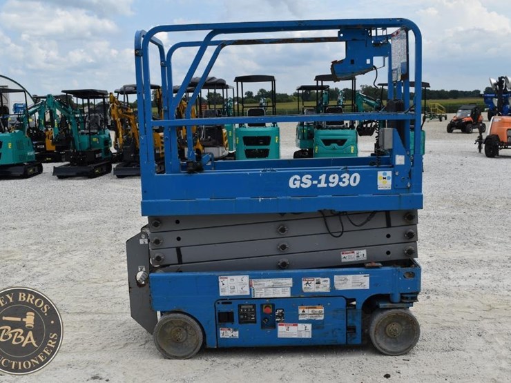 2018-genie-gs1930-image-6