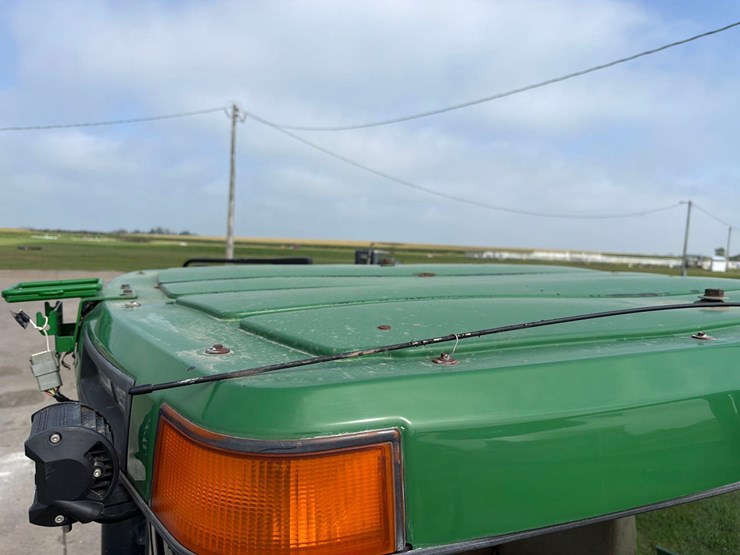 john-deere-8200-image-62