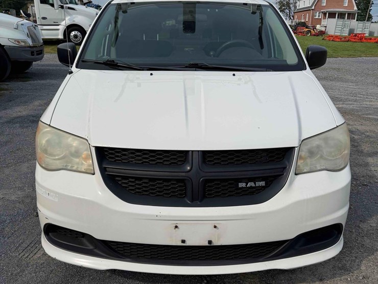 2013-ram-c/v-image-2