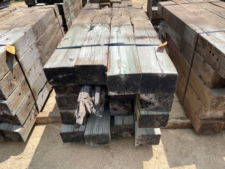 #3602-•-bundle-of-used-guard-rail-posts-image-3