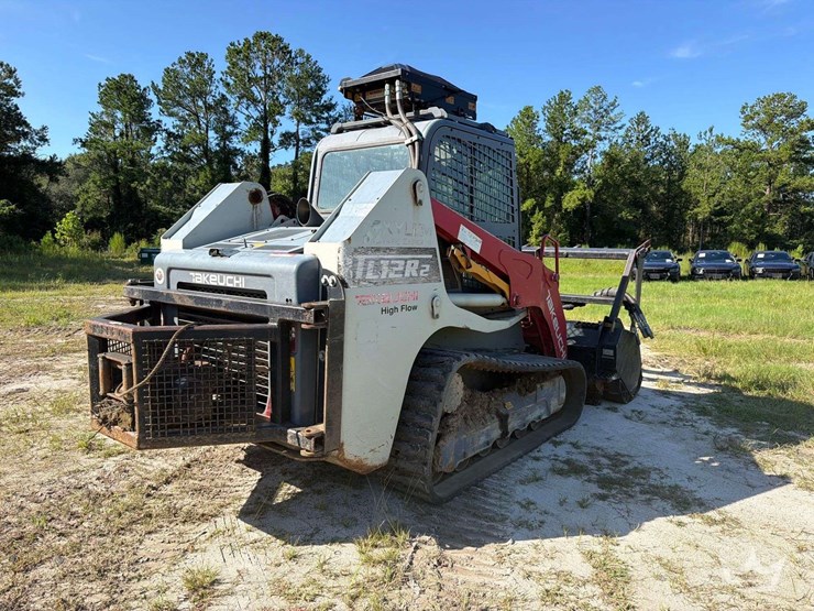 2022-takeuchi-tl12r2-image-3