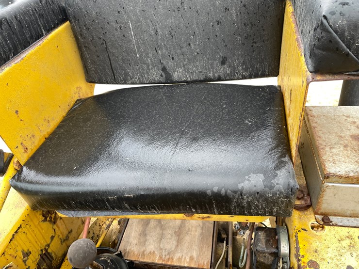 #1218-•-atc-25-terratrac-atc-25-bulldozer-image-9