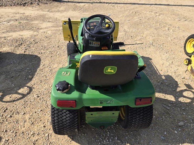 john-deere-gt235-image-13