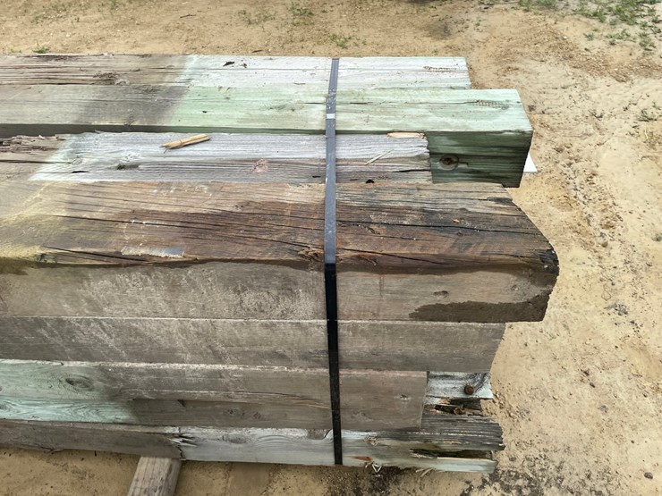 #3631-•-bundle-of-used-guard-rail-posts-image-6