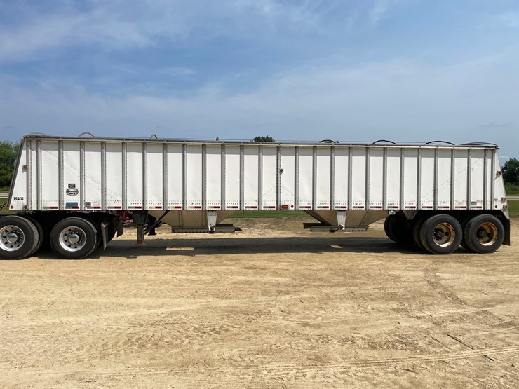 2011-merritt-42'-hopper-image-3